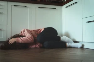 Woman collapsed after consuming a large quantity of cocaine