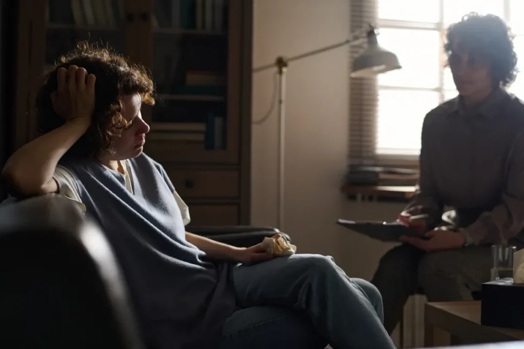 how to choose the right inpatient residential treatment in Southern California that provides CBT, DBT, group therapy and family counseling